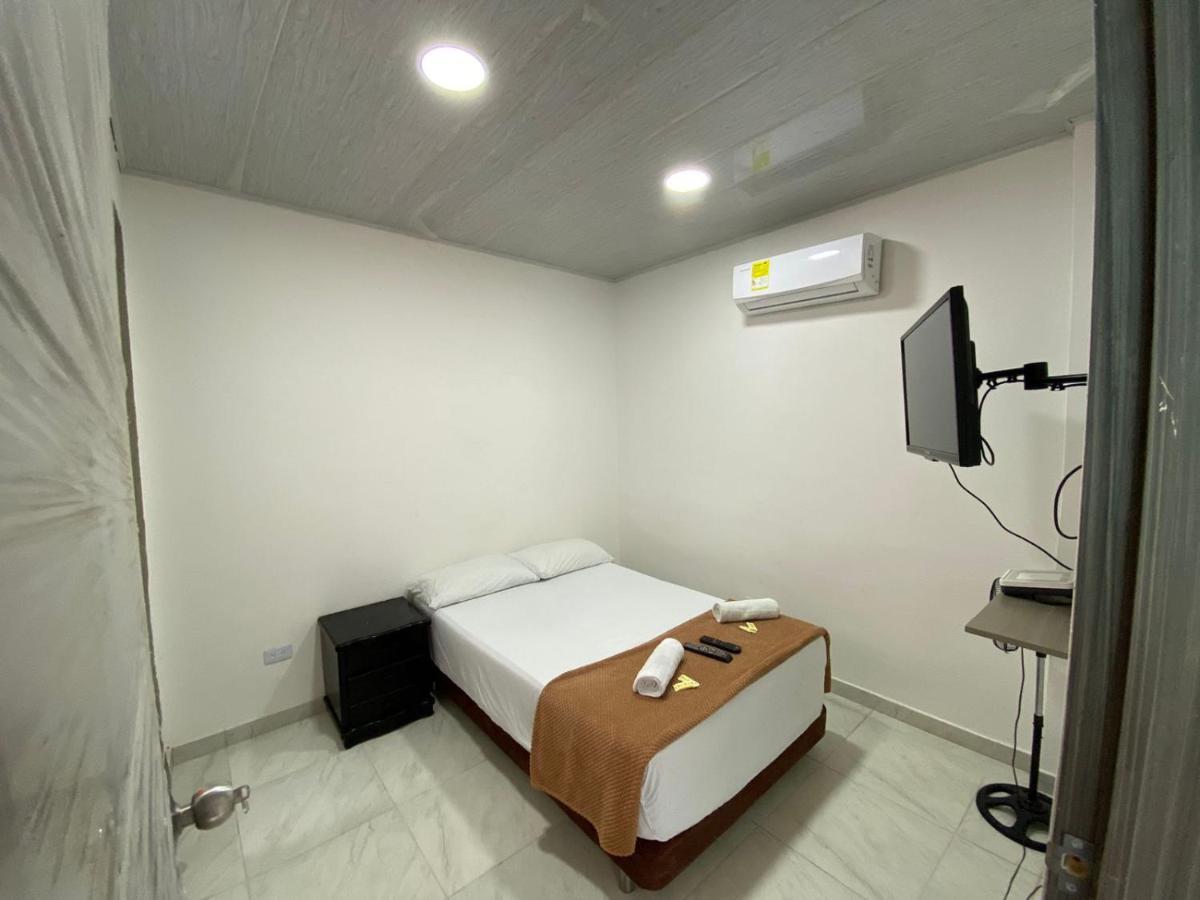 Petronio'S Hostel Cali Extérieur photo